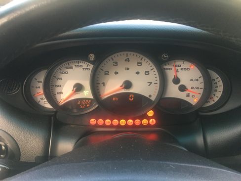 Used 2000 Porsche 911 Carrera image 11