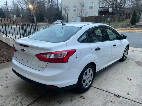 Used 2014 Ford Focus S image 5