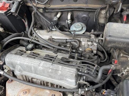 Used 1997 Toyota RAV4 2WD 4-Door image 17