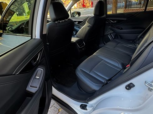 Used 2023 Subaru Outback Limited image 6