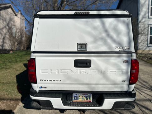 Used 2021 Chevrolet Colorado LT image 11