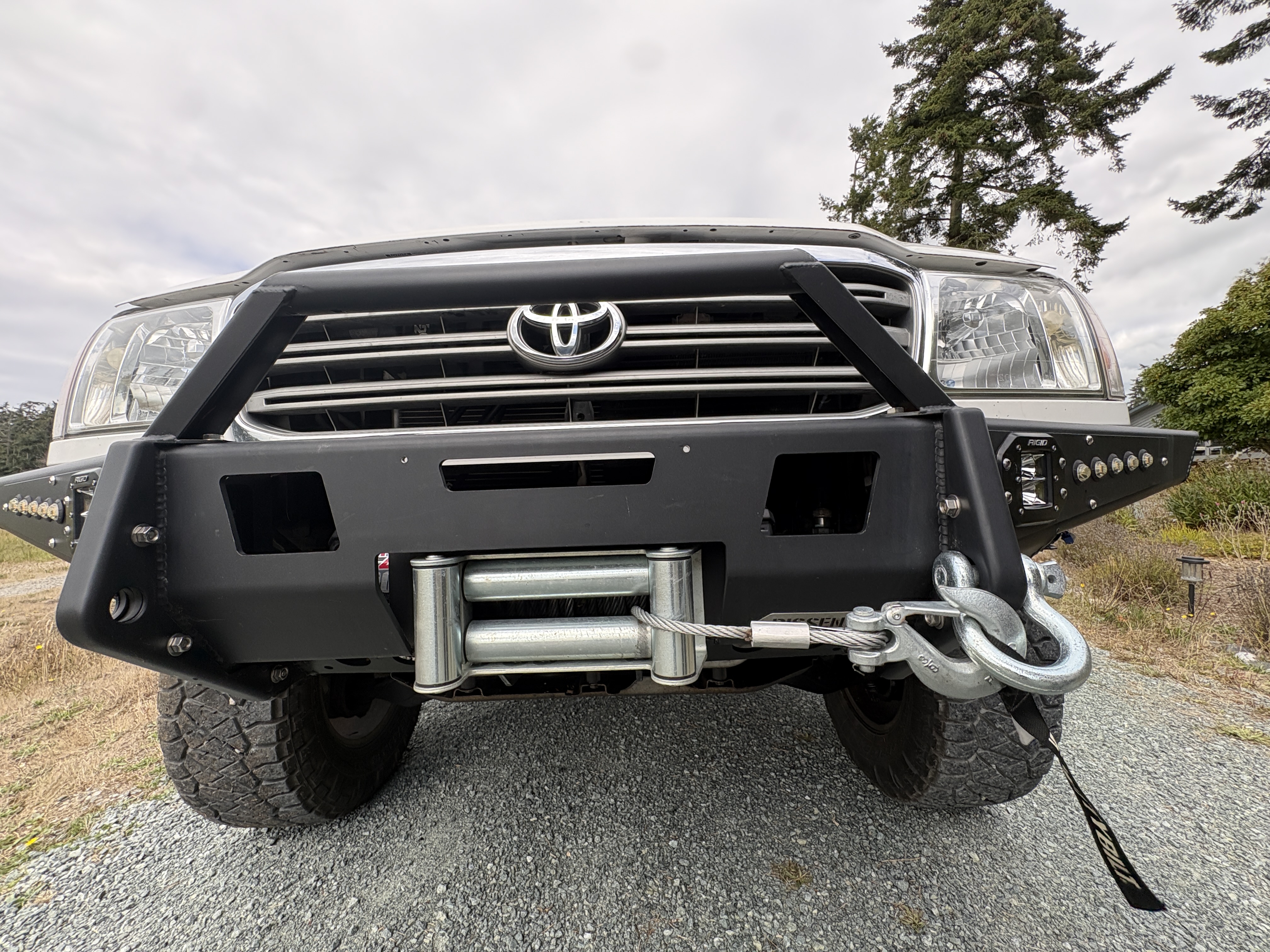 Used 2004 Toyota Land Cruiser AWD/4WD image 6
