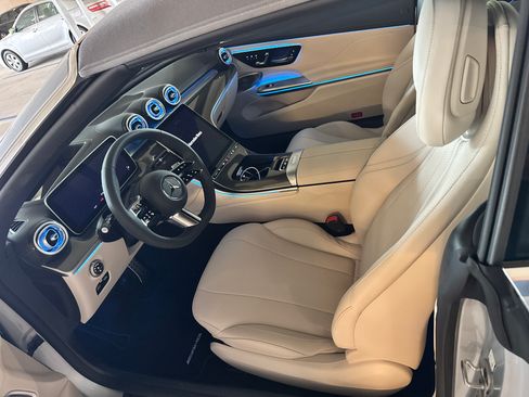 Used 2026 Mercedes-Benz CLE 450 4MATIC Cabriolet image 2