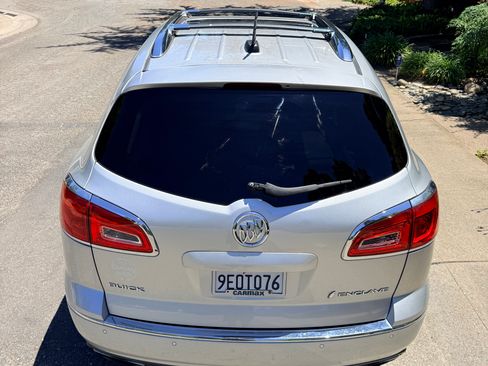 Used 2016 Buick Enclave Leather w/ Trailering Package FWD image 10