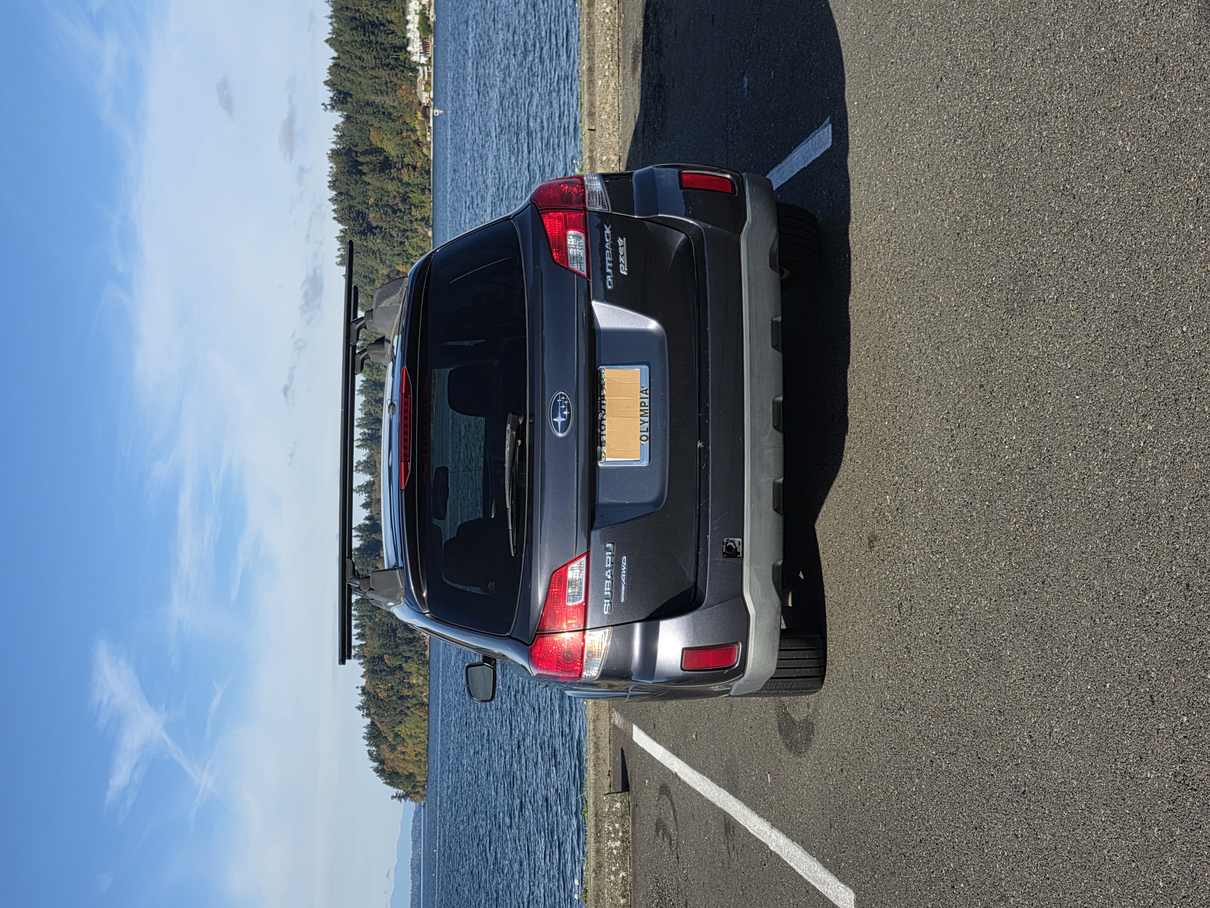 Used 2011 Subaru Outback 2.5i Premium w/ All-Weather Pkg AWD/4WD image 5