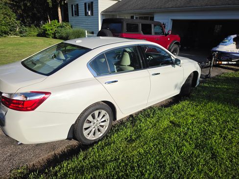 Used 2014 Honda Accord EX-L image 5