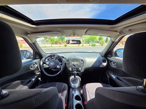Used 2012 Nissan Juke SV AWD/4WD image 4