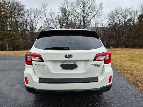 Used 2016 Subaru Outback 2.5i Limited image 4