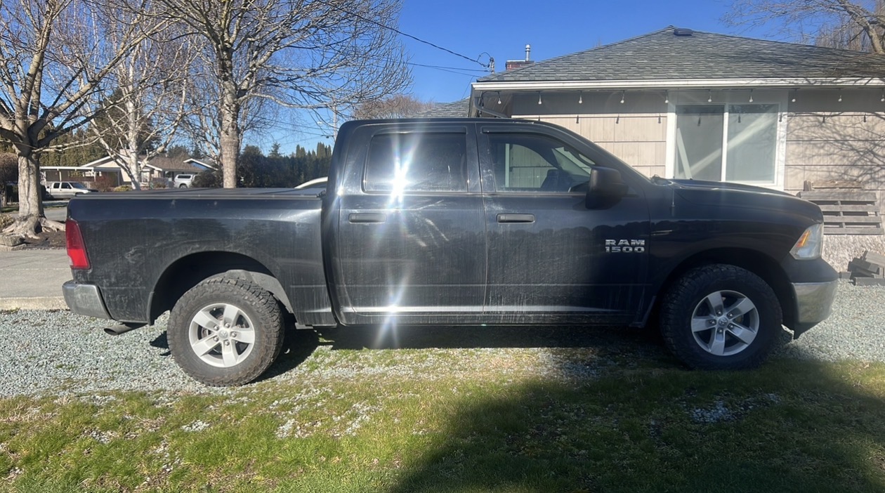 Used 2015 RAM 1500 ST w/ SXT Appearance Group AWD/4WD image 5