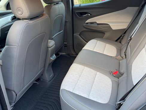 Used 2022 Chevrolet Bolt EUV Premier FWD image 13