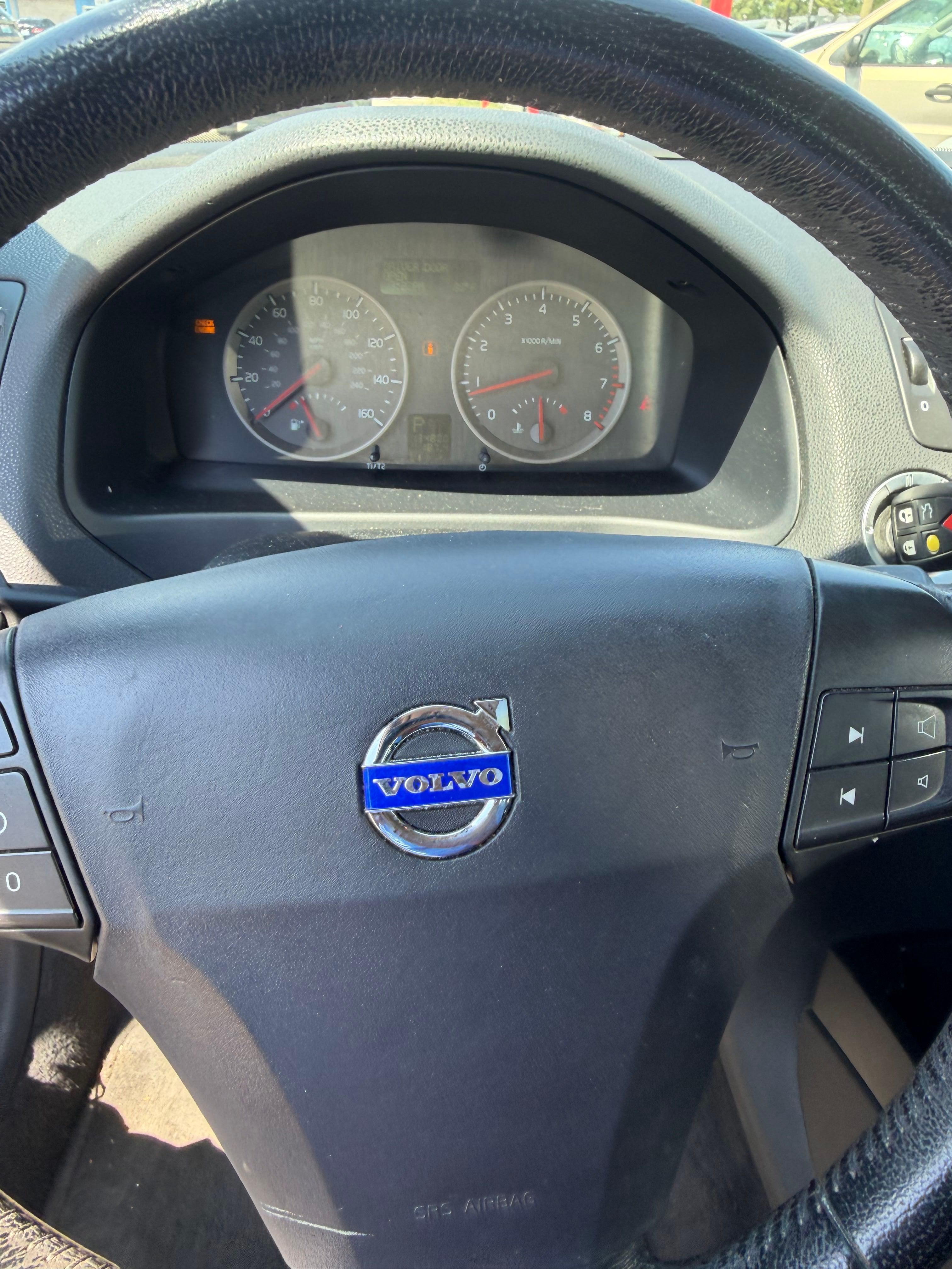Used 2007 Volvo S40 2.4i FWD image 12