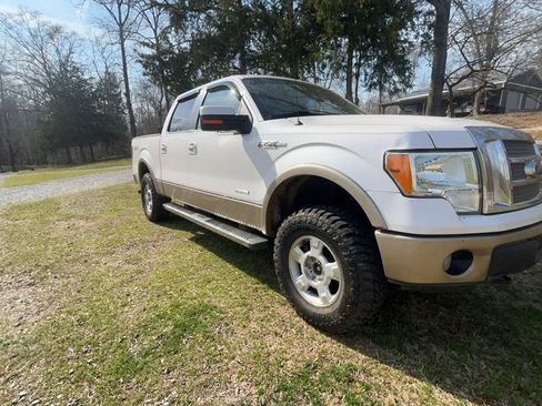 Used 2011 Ford F150 Lariat w/ Lariat Plus Pkg AWD/4WD image 5