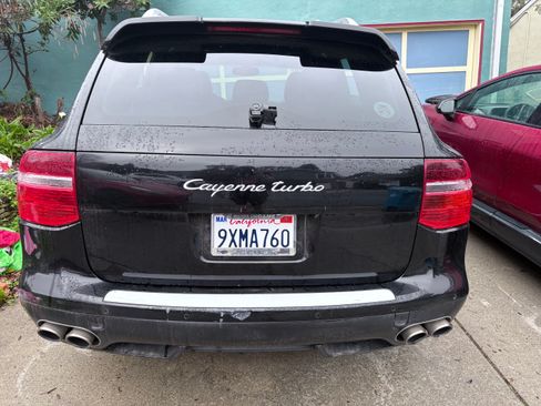 Used 2008 Porsche Cayenne Turbo image 13