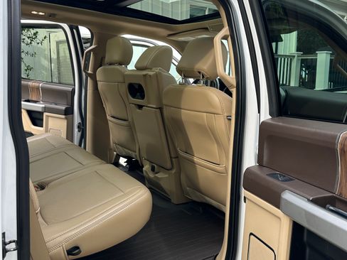 Used 2020 Ford F150 Lariat w/ Equipment Group 501A Mid image 26