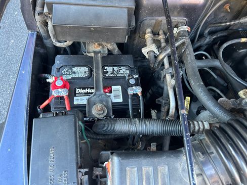 Used 1998 Jeep Wrangler SE image 25