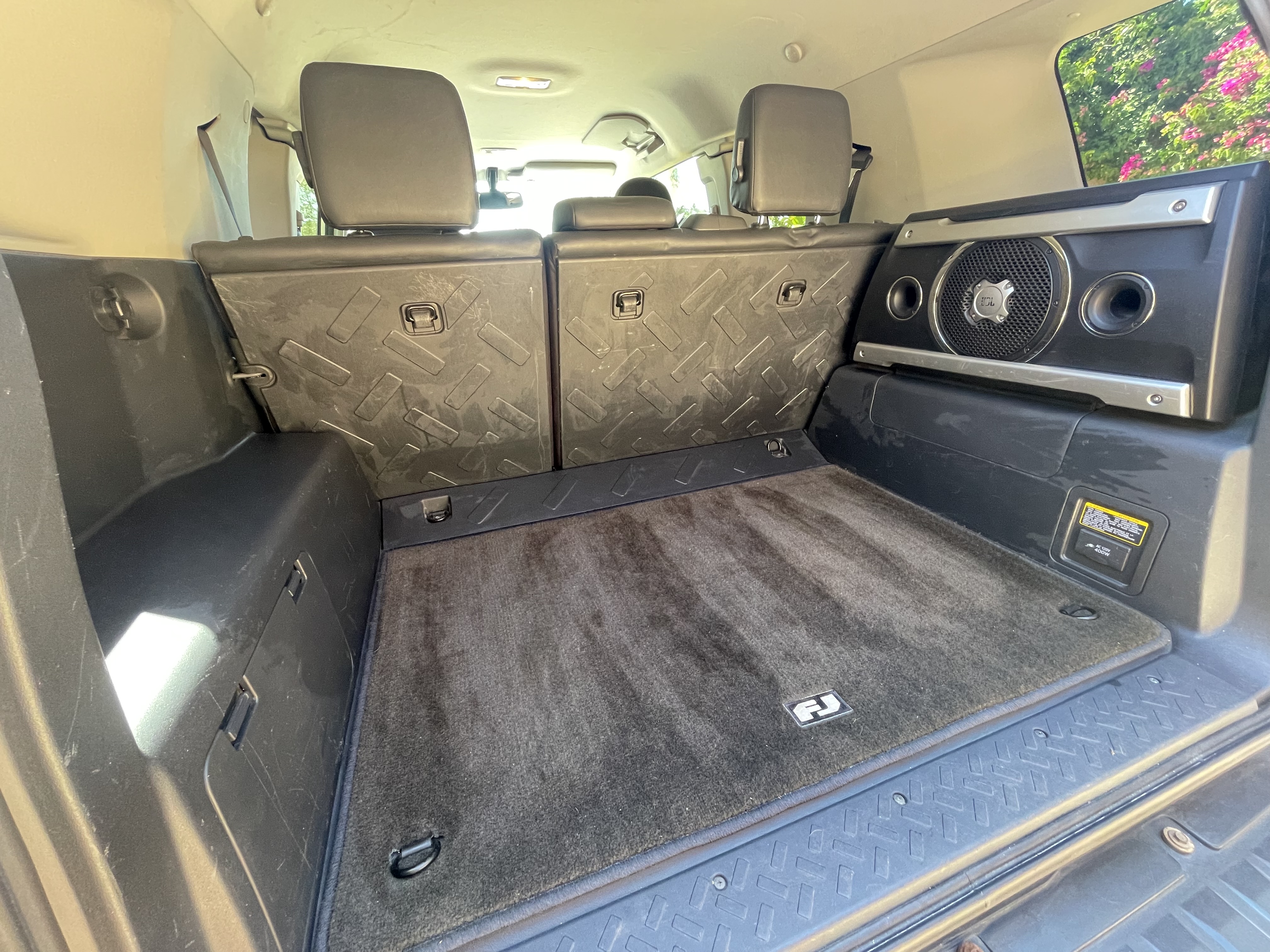 Used 2013 Toyota FJ Cruiser 4WD w/ Upgrade Pkg image 29
