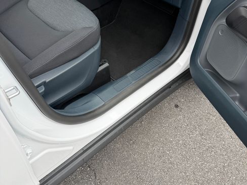 Used 2025 Ford Maverick XL image 12