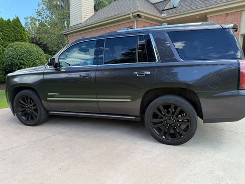 Used 2017 GMC Yukon Denali w/ Open Road Package AWD/4WD image 1