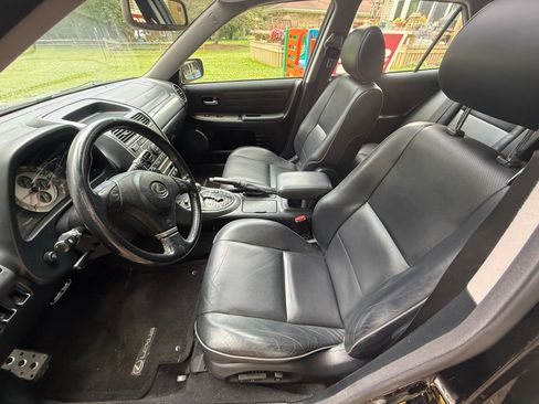 Used 2003 Lexus IS 300 SportCross RWD image 13