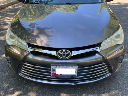 Used 2016 Toyota Camry XLE w/ Convenience Package FWD image 4