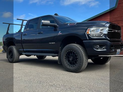 Used 2021 RAM 2500 Big Horn w/ Level 1 Equipment Group AWD/4WD image 12