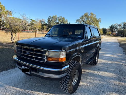 Used 1996 Ford Bronco image 4