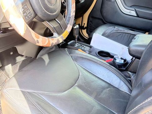 Used 2013 Jeep Wrangler Unlimited Sahara w/ Mopar Chrome Edition Group AWD/4WD image 24