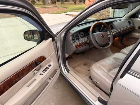 Used 2006 Mercury Grand Marquis LS image 14