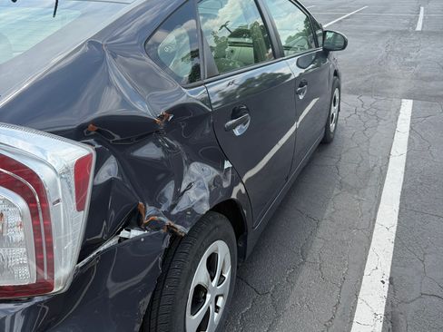 Used 2013 Toyota Prius Two image 16