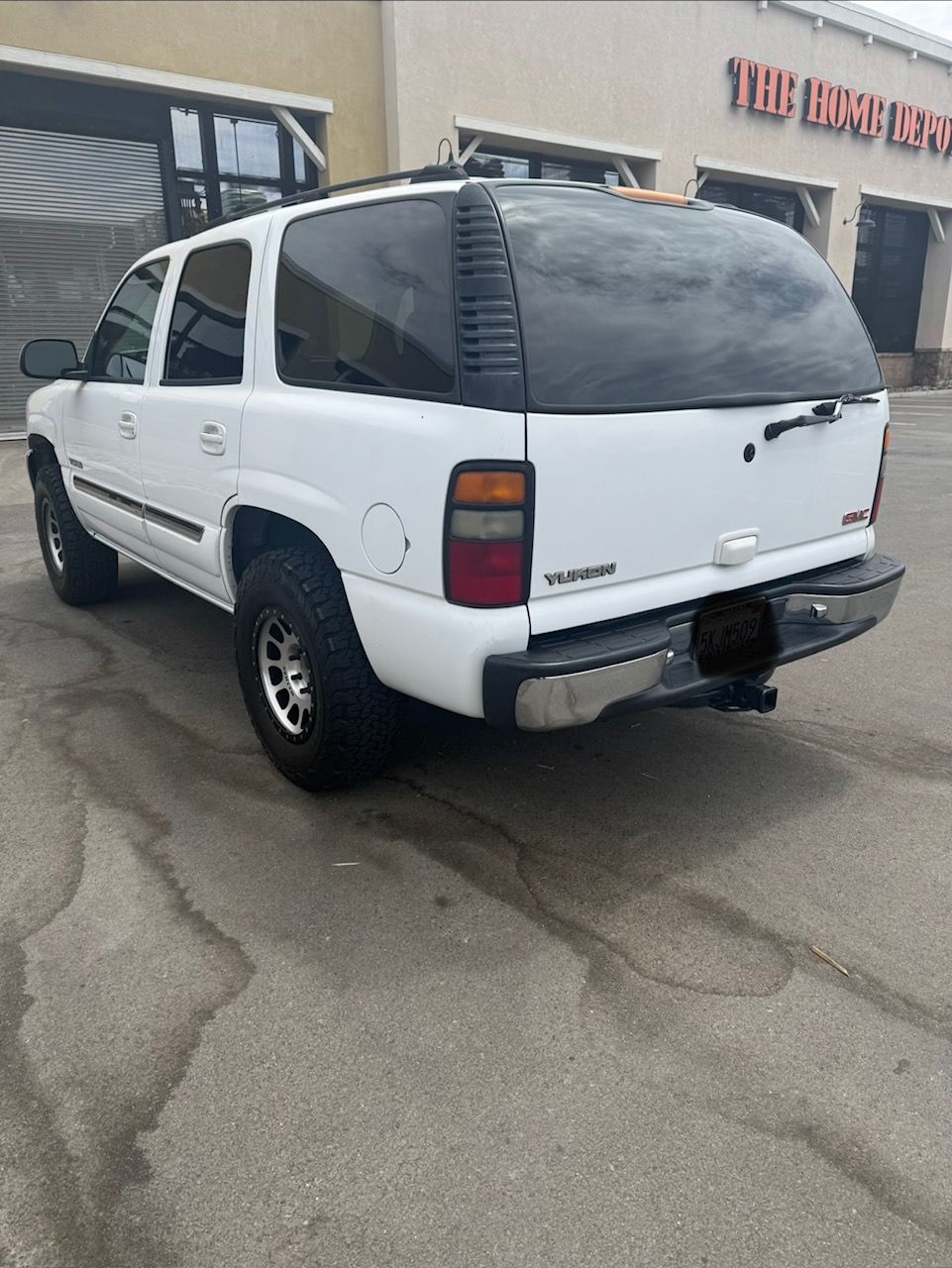 Used 2004 GMC Yukon SLE RWD image 11