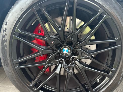 Used 2025 BMW X6 M Competition w/ Executive Package image 5