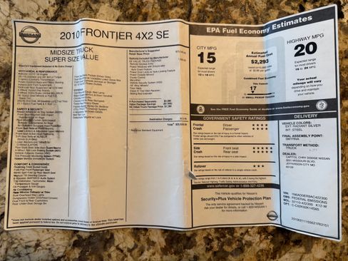 Used 2010 Nissan Frontier SE image 17