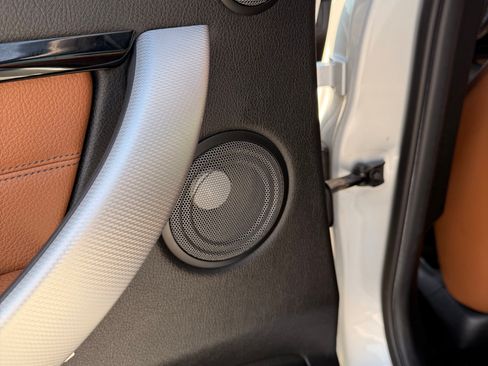 Used 2016 BMW 340i xDrive Sedan image 9