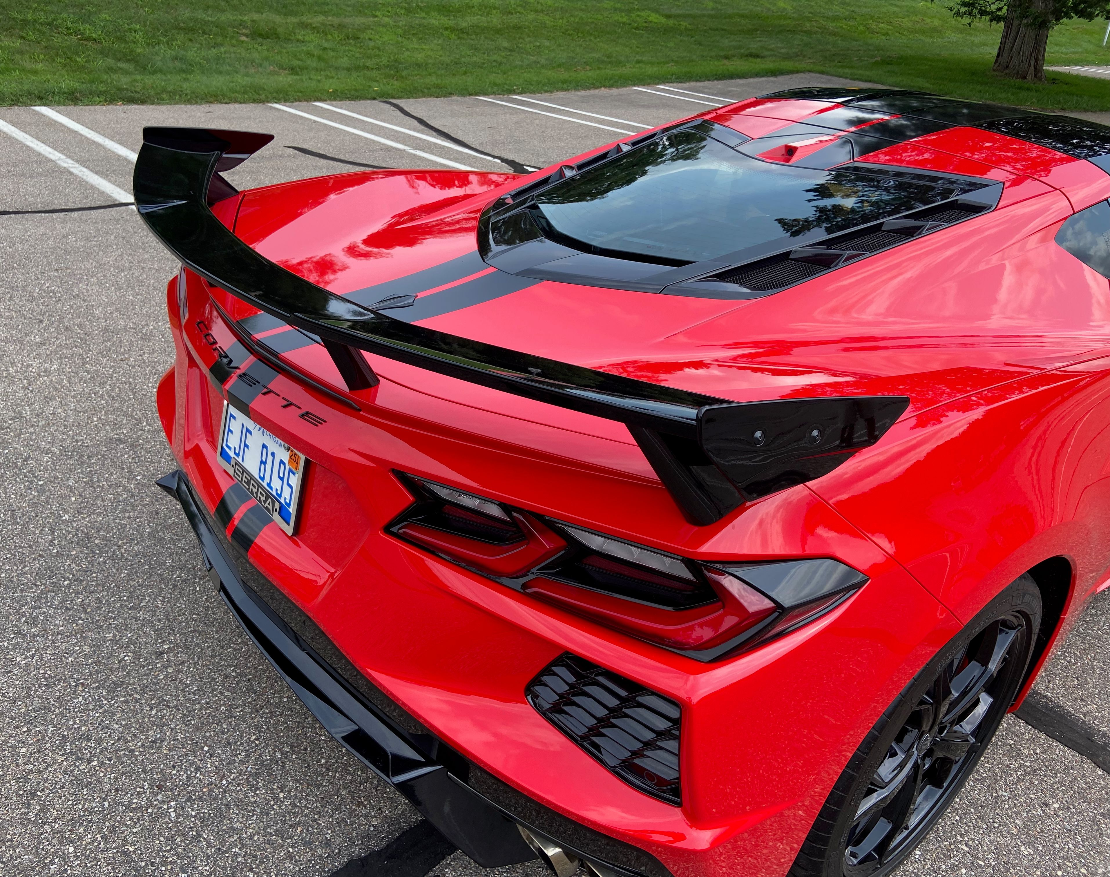 Used 2020 Chevrolet Corvette Stingray Premium Cpe w/ 3LT Preferred Equipment Group RWD image 16