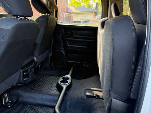 Used 2020 RAM 5500 4x4 Crew Cab image 14
