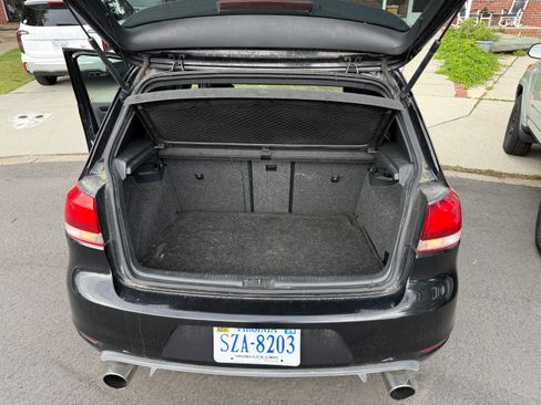 Used 2011 Volkswagen GTI 4-Door FWD image 5