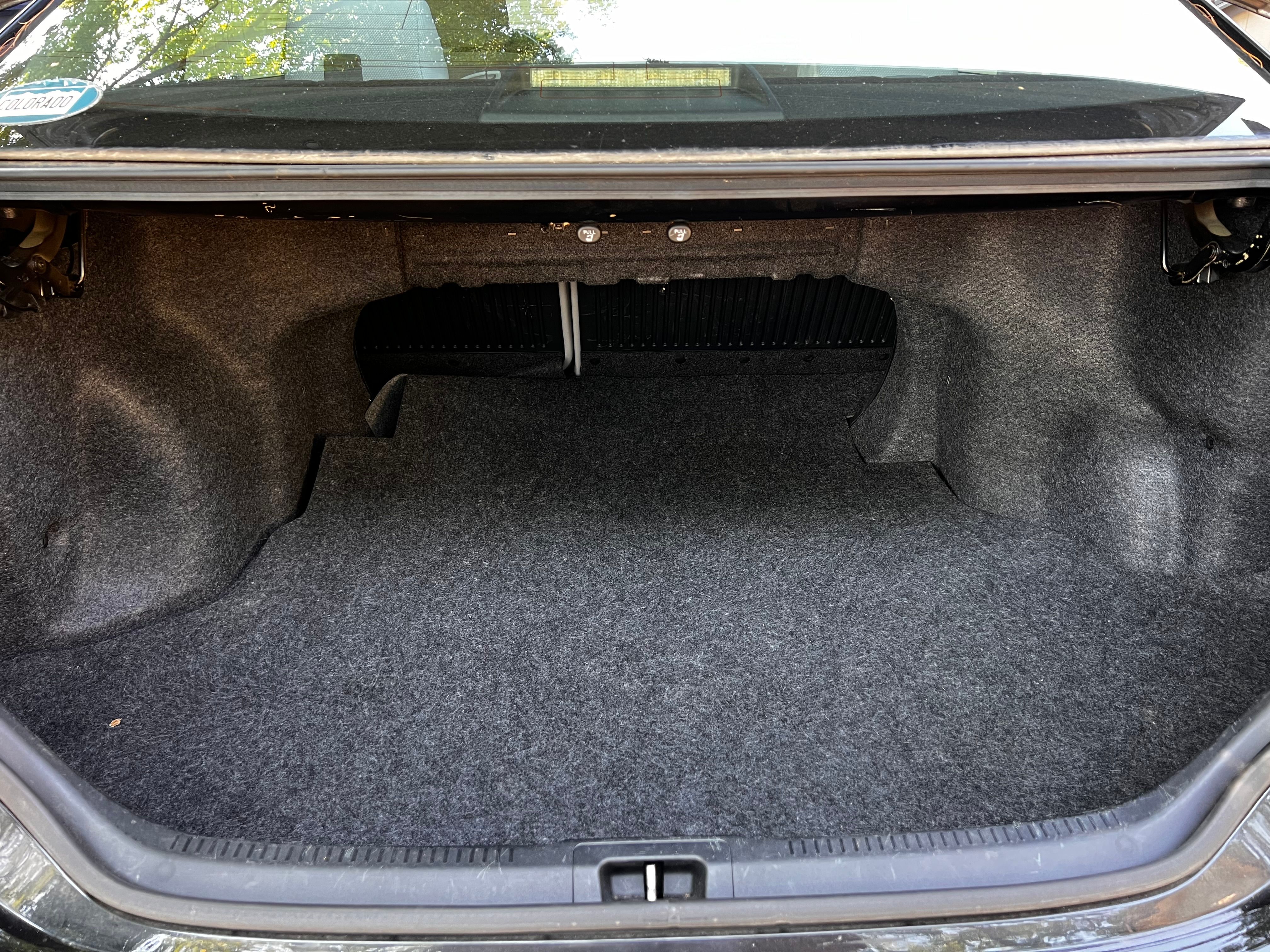 Used 2012 Toyota Camry XLE w/ Convenience Pkg FWD image 12
