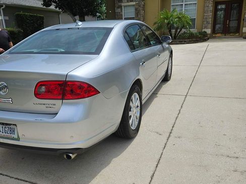 Used 2011 Buick Lucerne CXL FWD image 4
