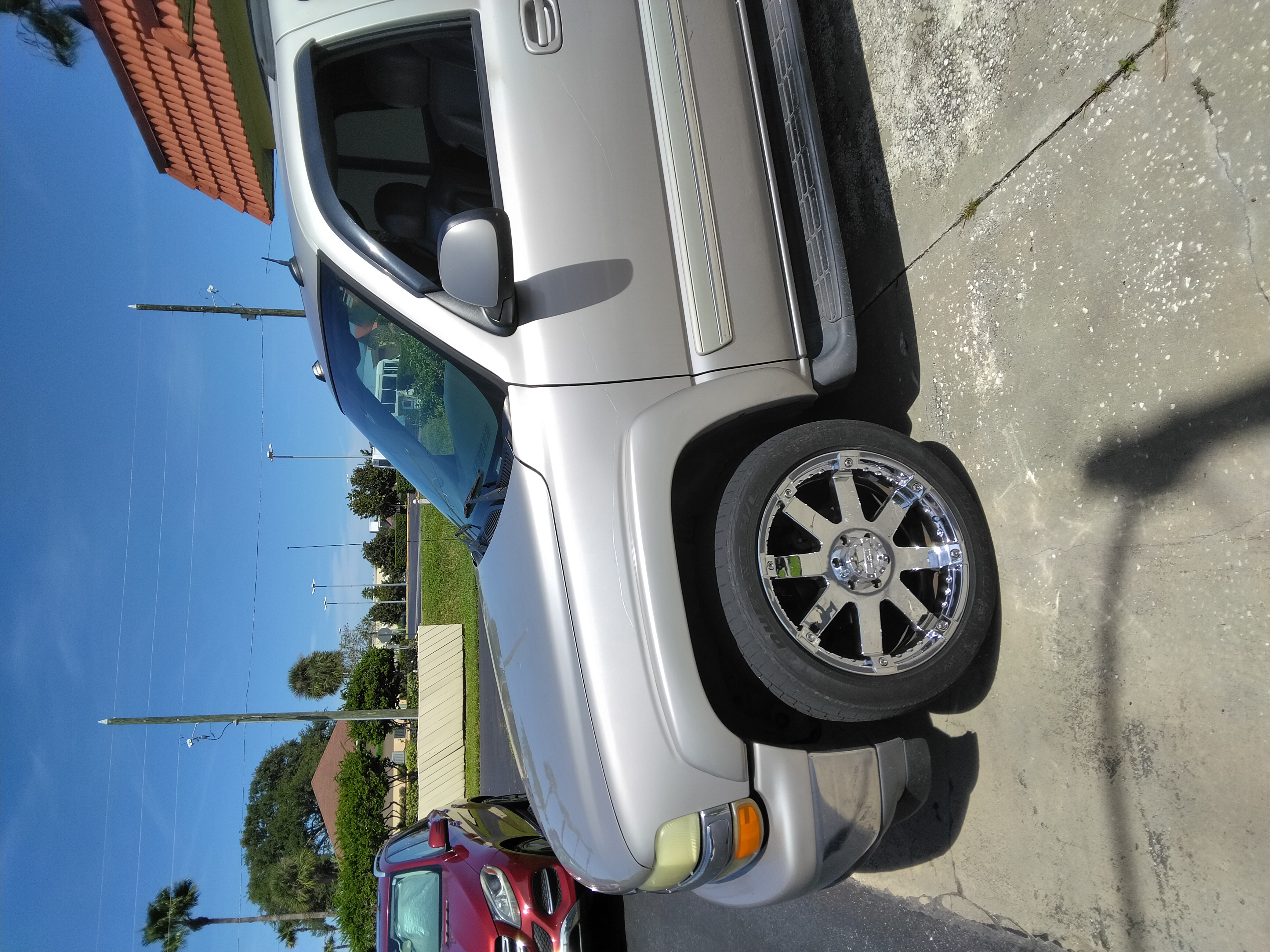 Used 2005 Chevrolet Tahoe LT w/ LT Preferred Equipment Group RWD image 22