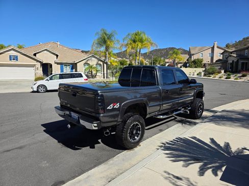 Used 2003 Chevrolet Silverado 2500 LS w/ Skid Plate Package image 6