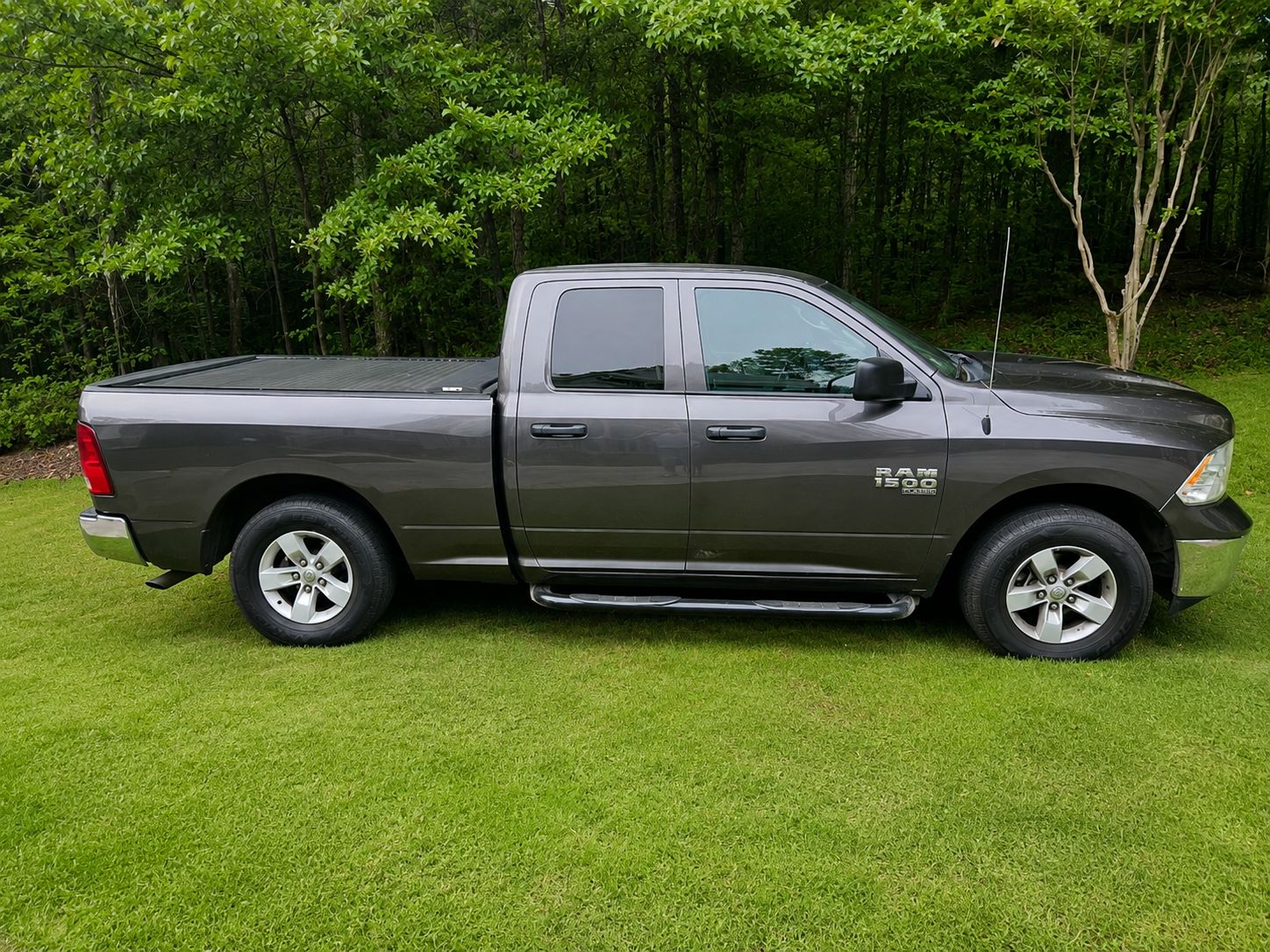 Used 2019 RAM 1500 Tradesman w/ Chrome Plus Package RWD image 2