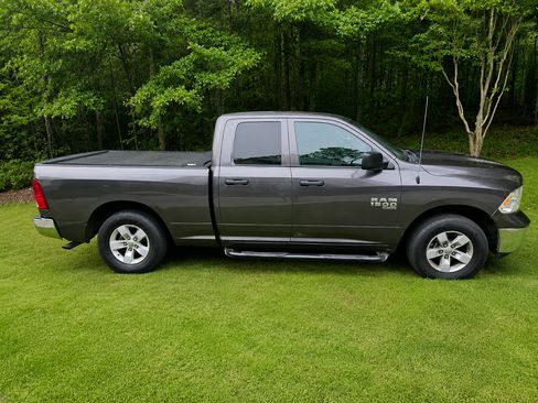 Used 2019 RAM 1500 Tradesman w/ Chrome Plus Package RWD image 2