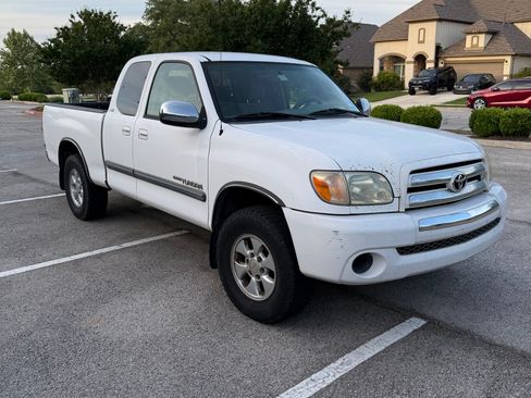 Used 2005 Toyota Tundra SR5 RWD image 2