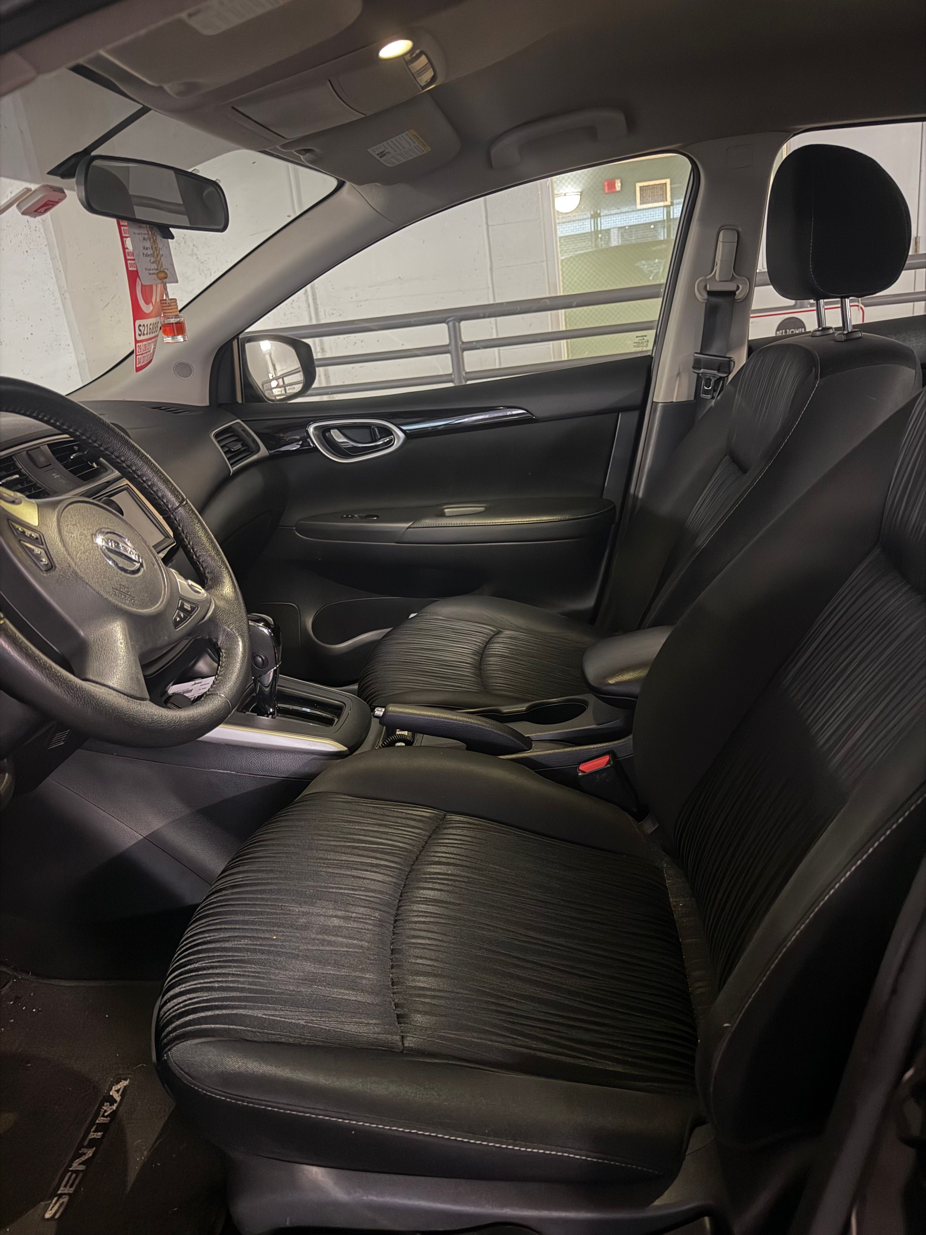 Used 2019 Nissan Sentra SV FWD image 8