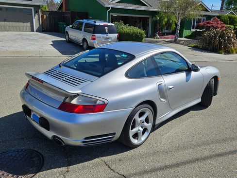 Used 2003 Porsche 911 Turbo image 10