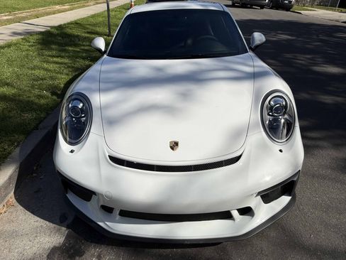 Used 2018 Porsche 911 GT3 image 4