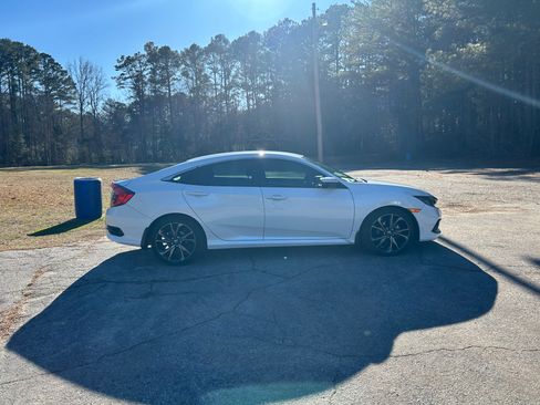 Used 2020 Honda Civic Sport image 9