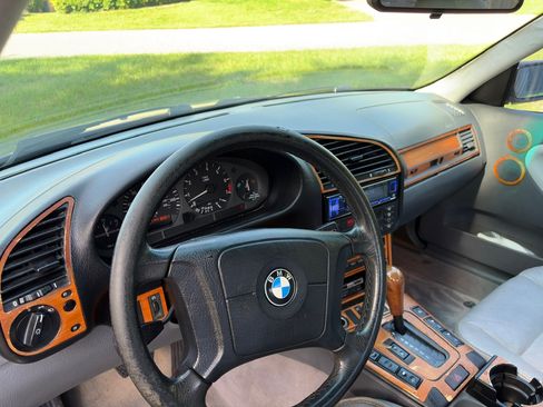 Used 1998 BMW 328i Sedan RWD image 15