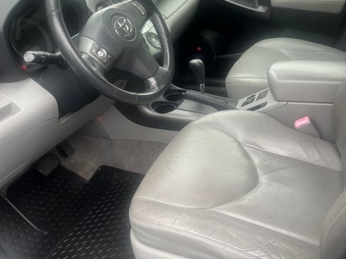 Used 2009 Toyota RAV4 Limited AWD/4WD image 17