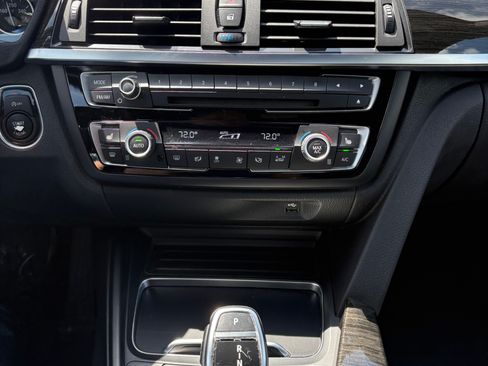 Used 2017 BMW 430i Convertible RWD image 10